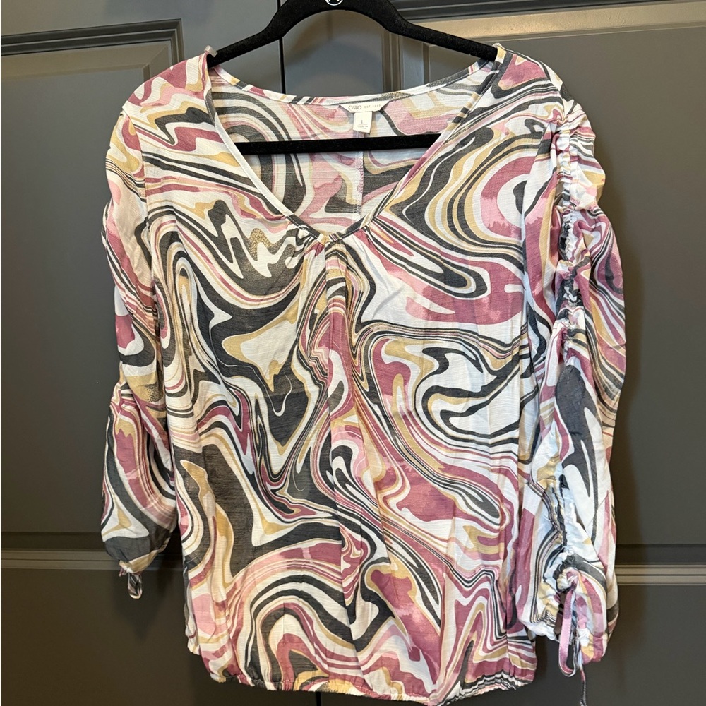 Cato Pink, White & Gray Swirl V-Neck Ruched Sleeve Blouse